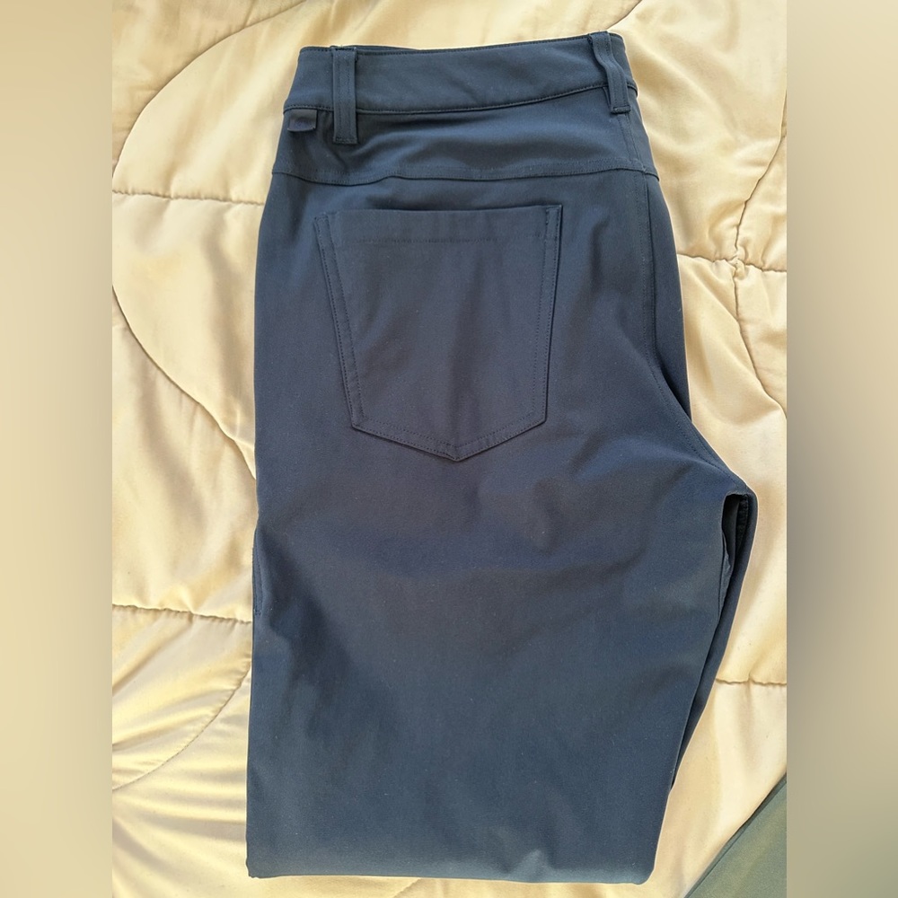 Lululemon ABC slim fit 5 pocket pants 32x32